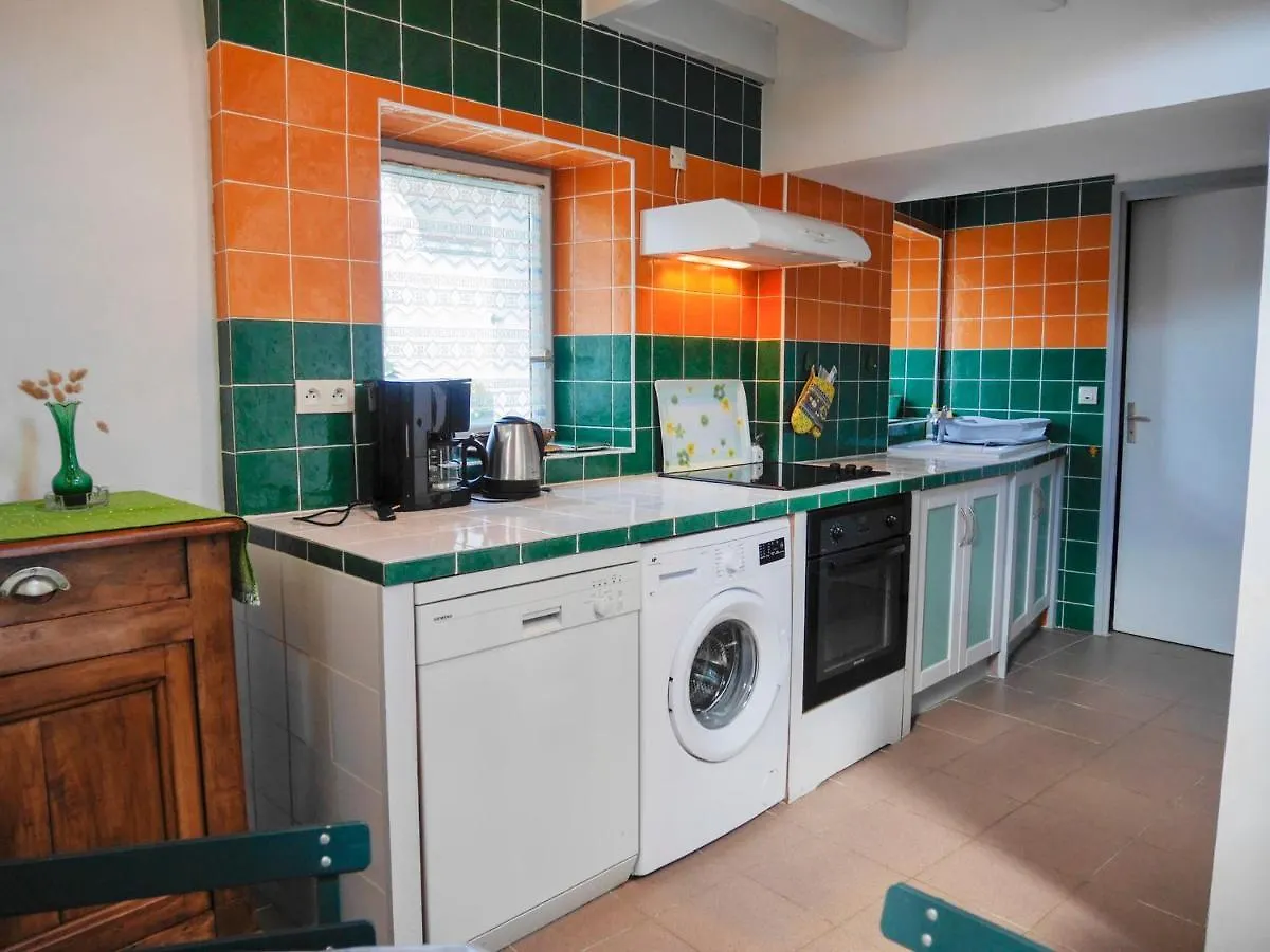 別荘 Maison 2 Ch. A Locmaria, 800M De La Plage, Jardin Clos, Animaux Ok, Equipements Complets - Fr-1-418-158